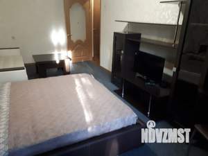 1-к квартира, посуточно, 34м2, 4/9 этаж