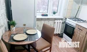 1-к квартира, посуточно, 37м2, 4/5 этаж