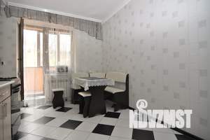 1-к квартира, посуточно, 41м2, 3/10 этаж