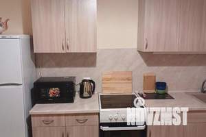 1-к квартира, посуточно, 39м2, 14/17 этаж