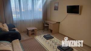 1-к квартира, посуточно, 42м2, 1/1 этаж