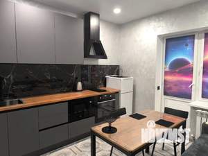 1-к квартира, посуточно, 50м2, 13/18 этаж