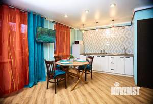 1-к квартира, посуточно, 38м2, 1/1 этаж