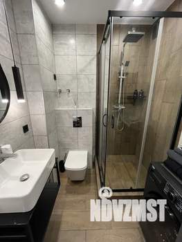 1-к квартира, посуточно, 37м2, 11/18 этаж