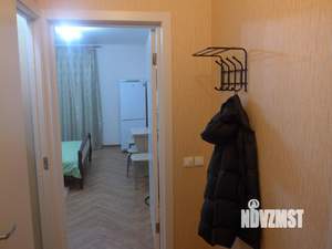 Студия квартира, посуточно, 25м2, 1/10 этаж