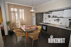 1-к квартира, посуточно, 50м2, 2/10 этаж