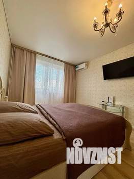 1-к квартира, посуточно, 38м2, 14/17 этаж