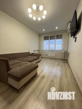 1-к квартира, посуточно, 39м2, 8/10 этаж