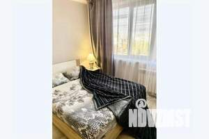 1-к квартира, посуточно, 38м2, 12/18 этаж