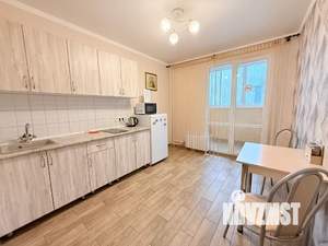 1-к квартира, посуточно, 38м2, 9/10 этаж