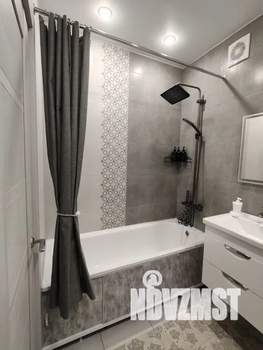 1-к квартира, посуточно, 40м2, 8/10 этаж