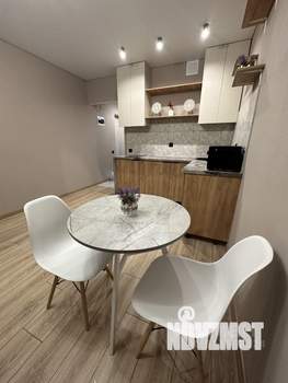 Студия квартира, посуточно, 30м2, 7/10 этаж