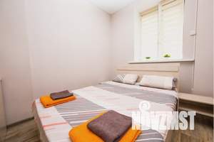 1-к квартира, посуточно, 35м2, 1/2 этаж