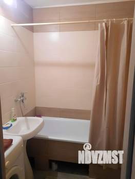 1-к квартира, посуточно, 43м2, 4/10 этаж