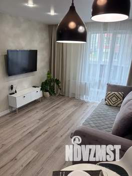 1-к квартира, посуточно, 37м2, 2/10 этаж