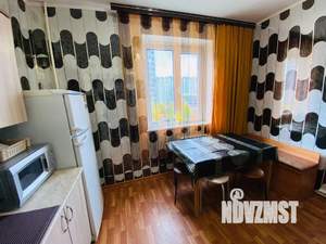 1-к квартира, посуточно, 38м2, 4/17 этаж