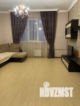 1-к квартира, посуточно, 50м2, 8/10 этаж