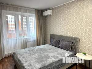 1-к квартира, посуточно, 38м2, 2/17 этаж