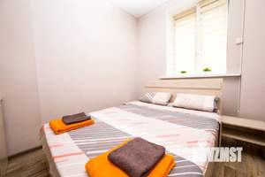 1-к квартира, посуточно, 32м2, 1/2 этаж