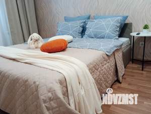 1-к квартира, посуточно, 38м2, 5/17 этаж