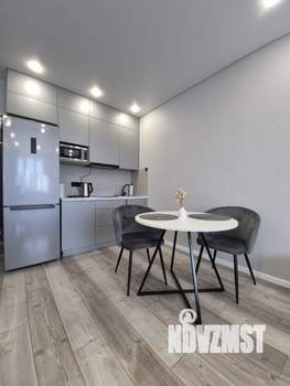 Студия квартира, посуточно, 28м2, 5/10 этаж