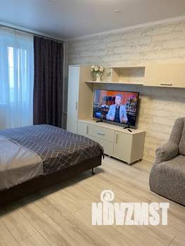 1-к квартира, посуточно, 38м2, 13/17 этаж