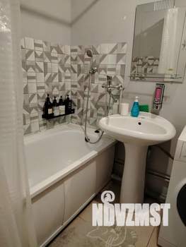 1-к квартира, посуточно, 39м2, 14/17 этаж