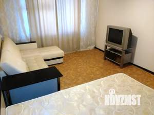 1-к квартира, посуточно, 50м2, 3/10 этаж