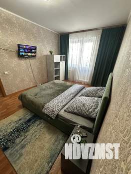 1-к квартира, посуточно, 38м2, 5/17 этаж