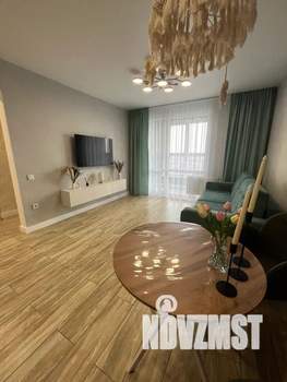 1-к квартира, посуточно, 39м2, 18/18 этаж