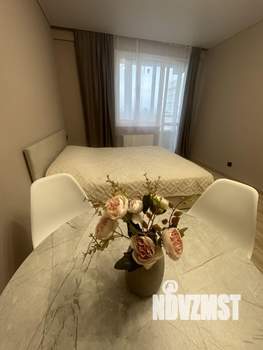 Студия квартира, посуточно, 30м2, 7/10 этаж