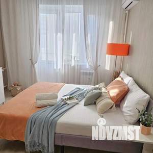 1-к квартира, посуточно, 37м2, 1/1 этаж