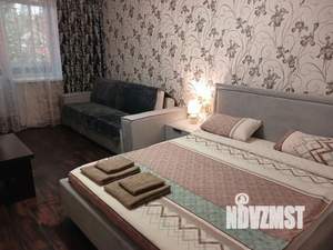 1-к квартира, посуточно, 36м2, 1/1 этаж