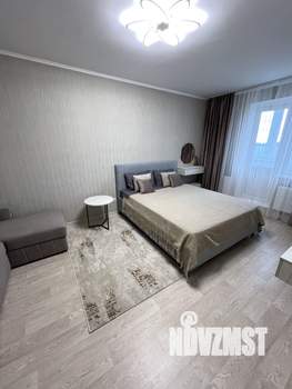 1-к квартира, посуточно, 40м2, 3/17 этаж