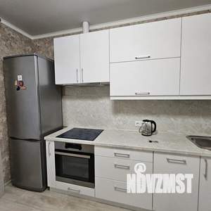 1-к квартира, посуточно, 39м2, 3/17 этаж