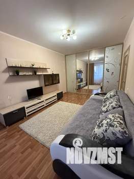 1-к квартира, посуточно, 37м2, 7/17 этаж