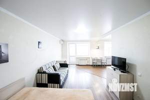 Студия квартира, посуточно, 38м2, 7/9 этаж