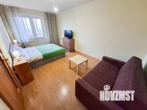 2-к квартира, посуточно, 57м2, 6/17 этаж