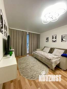 1-к квартира, посуточно, 40м2, 1/1 этаж