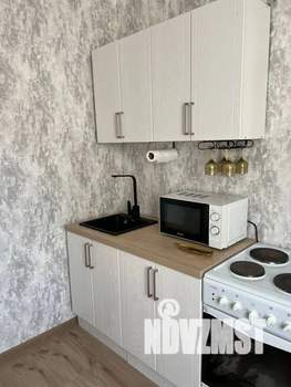 1-к квартира, посуточно, 37м2, 8/17 этаж