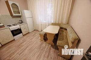 1-к квартира, посуточно, 36м2, 1/1 этаж