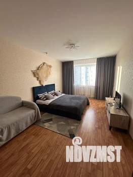 1-к квартира, посуточно, 40м2, 6/10 этаж