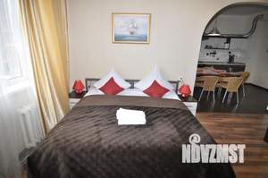 1-к квартира, посуточно, 50м2, 2/10 этаж