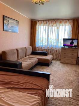 1-к квартира, посуточно, 39м2, 10/18 этаж