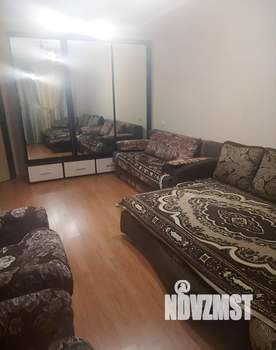 1-к квартира, посуточно, 34м2, 7/10 этаж