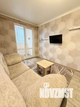 1-к квартира, посуточно, 38м2, 9/10 этаж