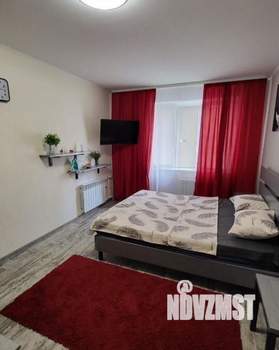 1-к квартира, посуточно, 37м2, 1/1 этаж