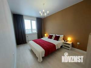 2-к квартира, посуточно, 38м2, 16/18 этаж