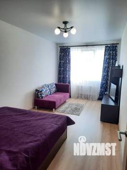 1-к квартира, посуточно, 37м2, 10/10 этаж