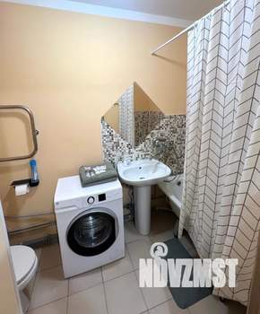 1-к квартира, посуточно, 38м2, 2/17 этаж